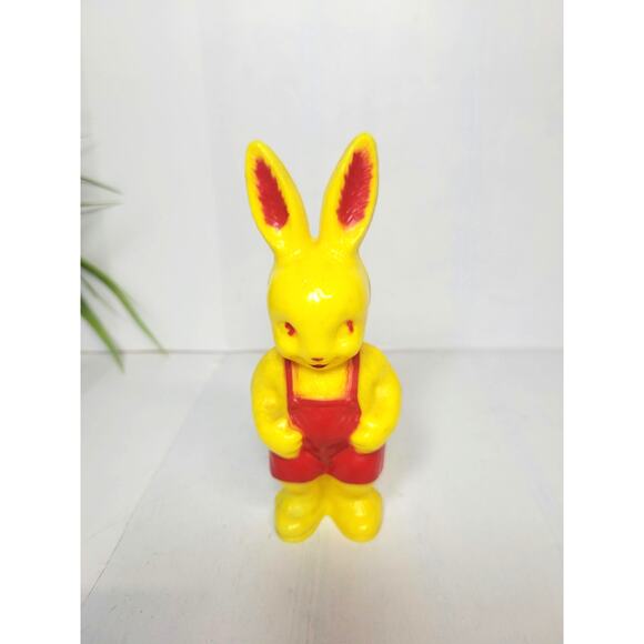 Vintage Irwin Easter Bunny Rattle, Hard Plastic Yellow - Picture 2 of 6